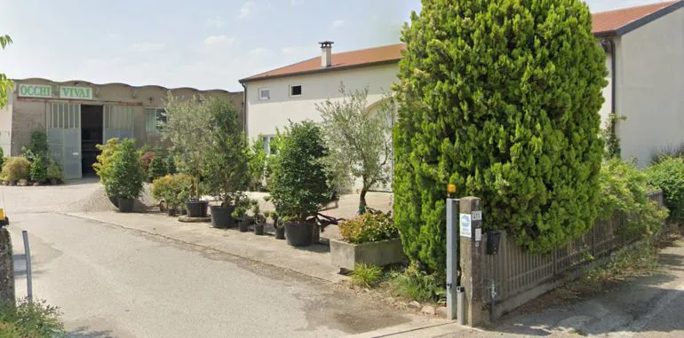 img azienda esterno Occhi Loretta